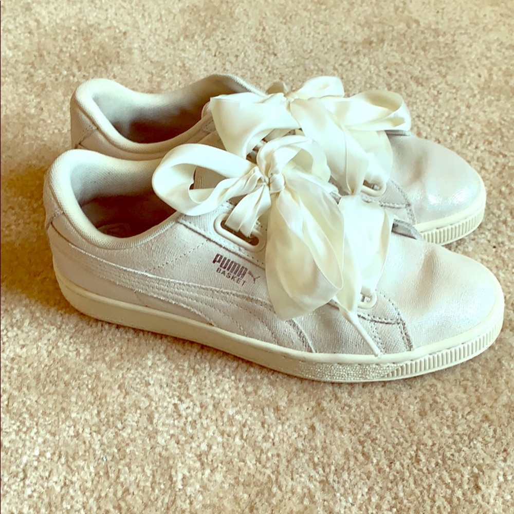 Puma Ribbon Laced sneakers